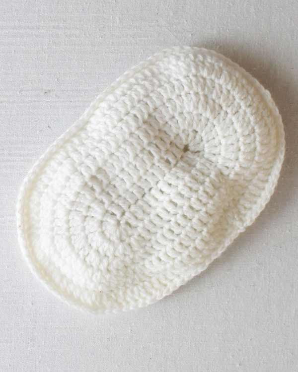 Free crochet pattern doll basket sales