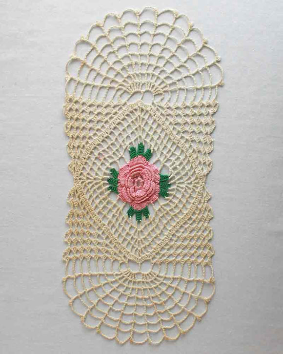 Solitary Rose Runner Crochet Pattern - Maggie's Crochet