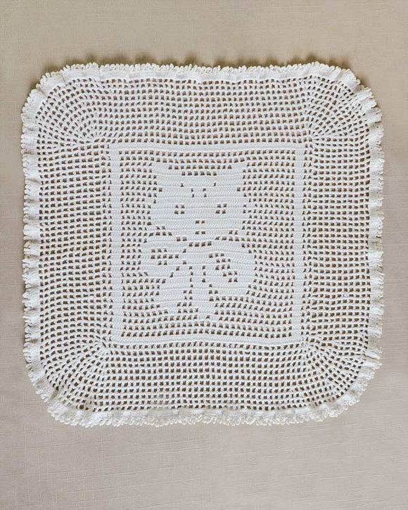 Maisy Vintage Filet Kitten Doily Crochet Pattern - Maggie's Crochet