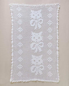 Maisy, Mildred & Maude Vintage Filet Kitten Doily Pattern - Maggie's Crochet
