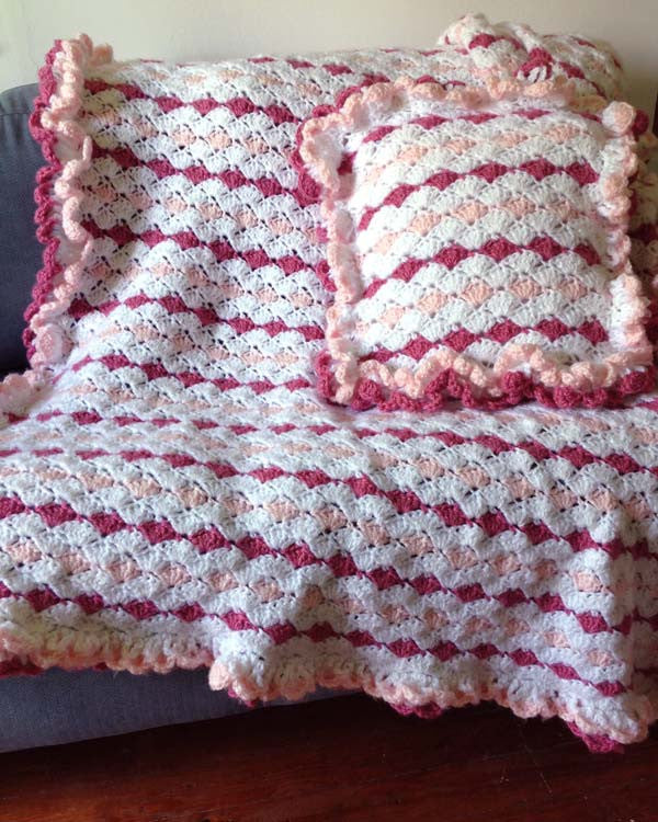 Ruffled Shell Afghan & Pillow Set Crochet Pattern – Maggie's Crochet